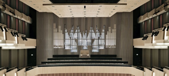 12-hour concert for robot-controlled pipe organ closes Aarhus Festival, 2013